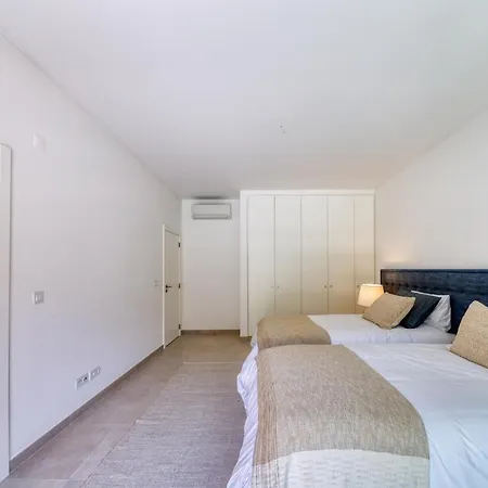 Gardens Apartman *